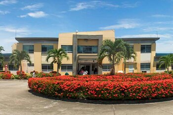 Emergencia financiera en hospital de Necoclí: pide al Ministerio de Salud $2.500 millones por atención a migrantes