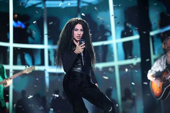 Melani García imita a Shakira