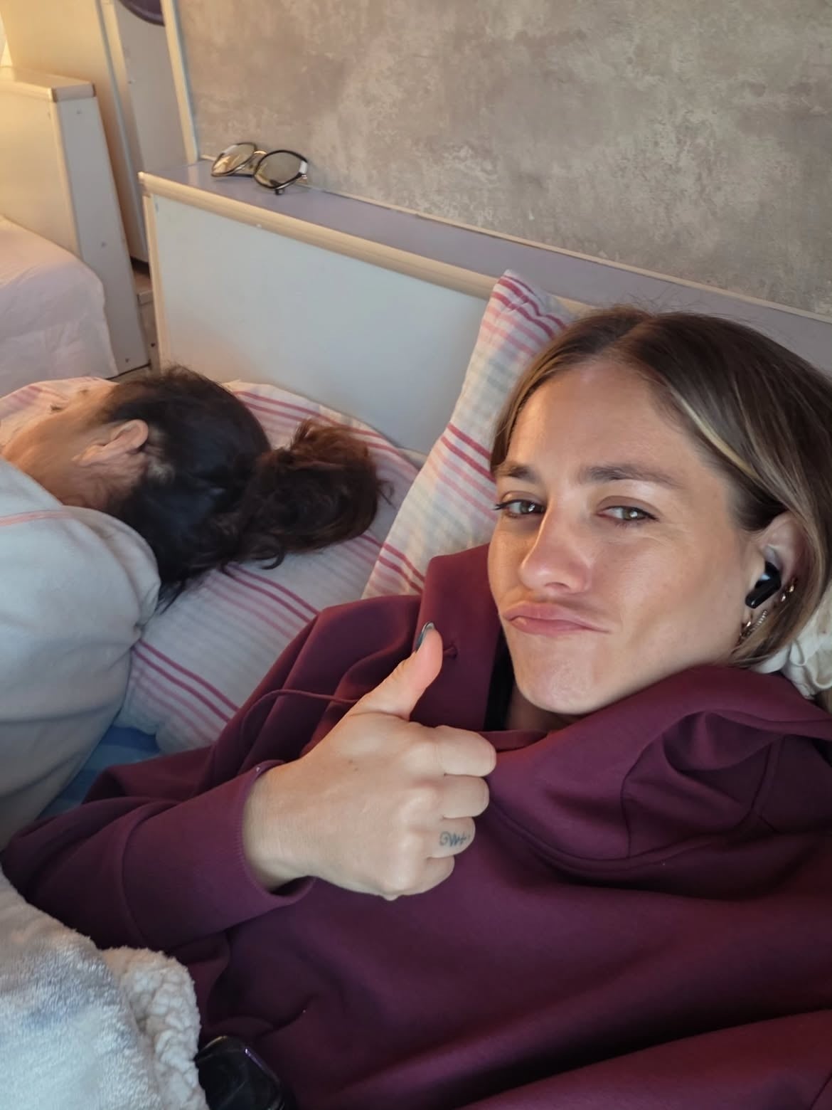 Rochi Igarzábal junto a Ernestina Pais, la amiga que extraña. Tres días después de su muerte, una cadena de coincidencias en una sala de espera la dejó convencida de que Ernestina le estaba mandando un mensaje: que estaba bien
