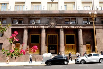 La fachada del Ministerio de