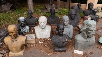 Memoria histórica, obsequios, homenajes, celebraciones y arte: una muestra de la cartografía escultórica de Buenos Aires