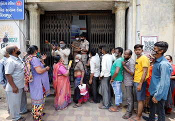 La India entre los primeros países del mundo con más muertes por COVID-19 (FOTO: REUTERS)
