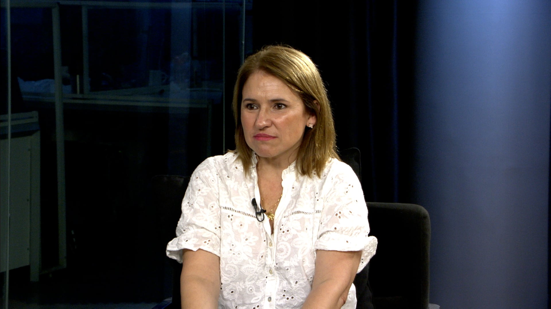 “Me las quiero sacar porque me molestan”, aseguró Fernanda Iglesias sobre sus prótesis mamarias