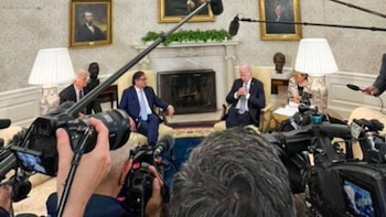 Los mandatarios discutieron la sustitución