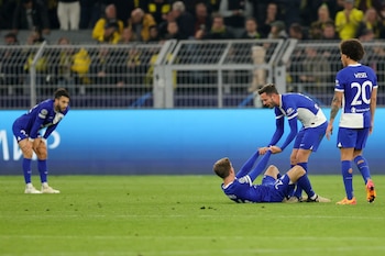 Los jugadores del Atlético lamentan