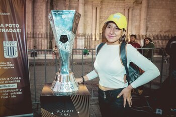 Hinchas hicieron cola para tomarse