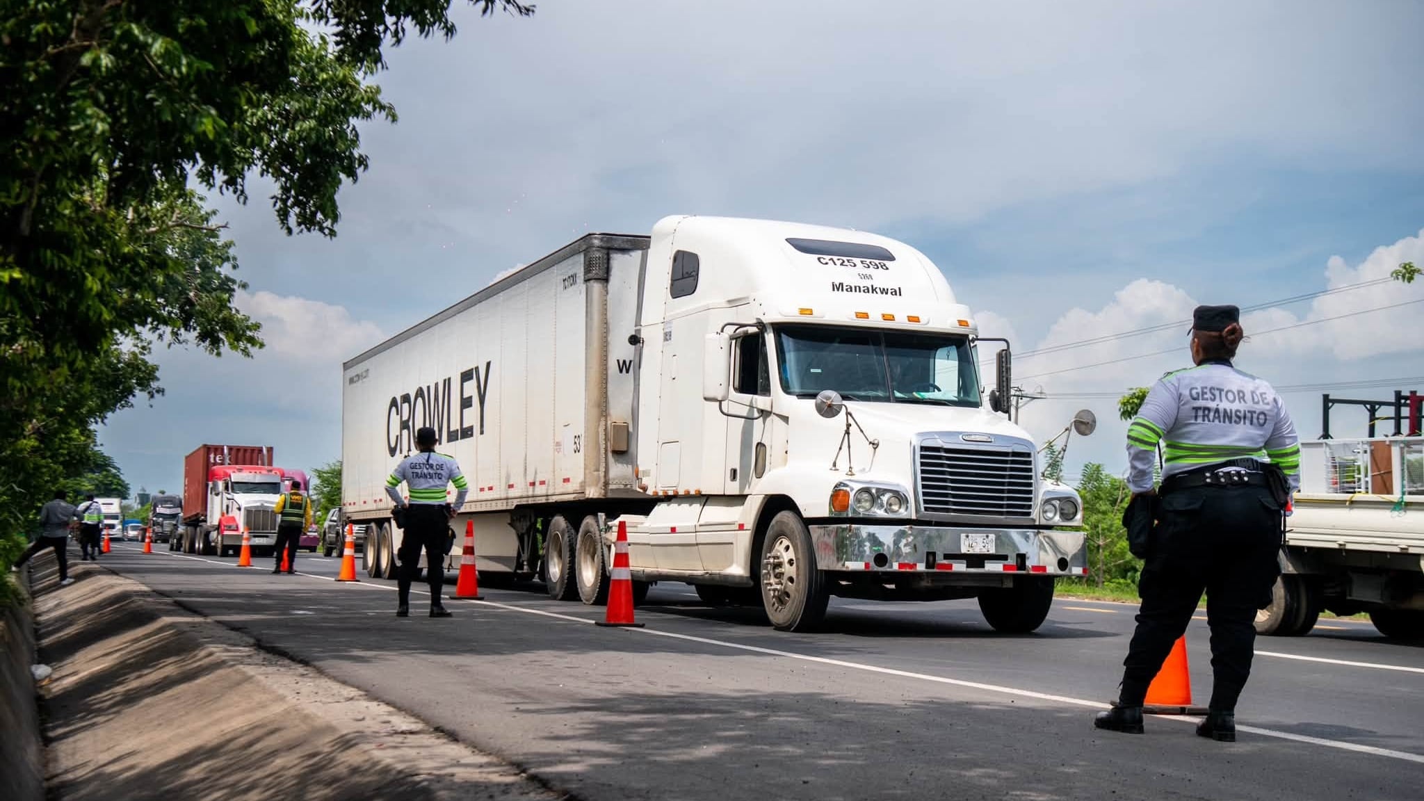 Cárcel para dueños y conductores: El Salvador penalizará hasta con 15 años las imprudencias en buses y camiones