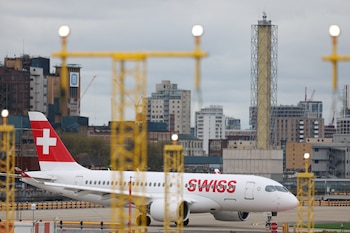 A Swiss Airways Airbus