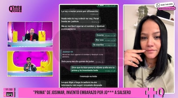 Una mujer en primer plano a la derecha, con un chat de WhatsApp y dos presentadores de televisión a la izquierda, mostrando el programa "Q' Bo Chinche"