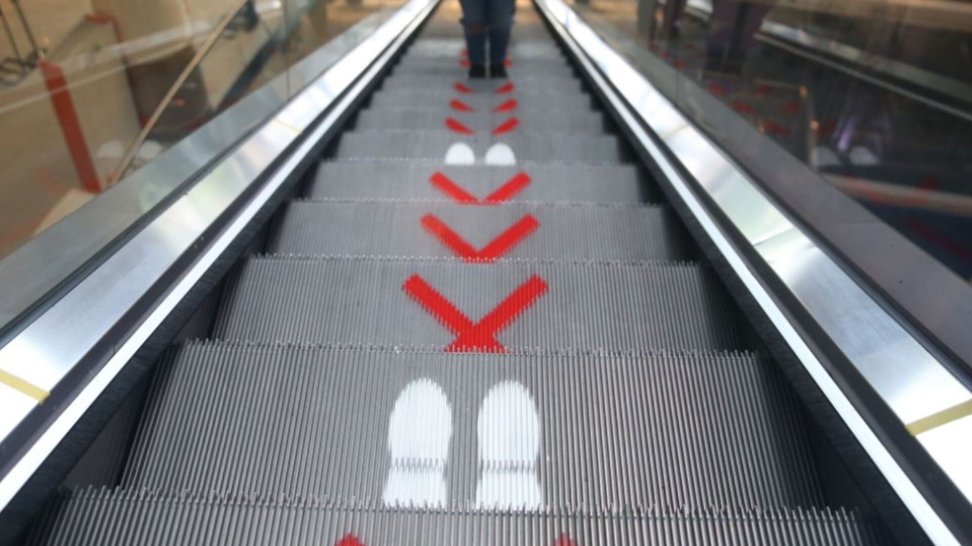 Adulta mayor falleció en concurrido centro comercial de Medellín - crédito Agencia Andina