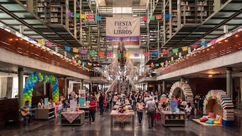 Biblioteca Vasconcelos celebra 20 años con más de 60 actividades gratis: fechas, conciertos, talleres y autores invitados a la Fiesta de los Libros