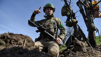 El líder militar deberá resolver