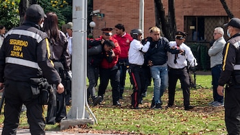 Pánico en el norte de Bogotá, frente a Unicentro, debido a un presunto intento de hurto: qué se sabe de la situación