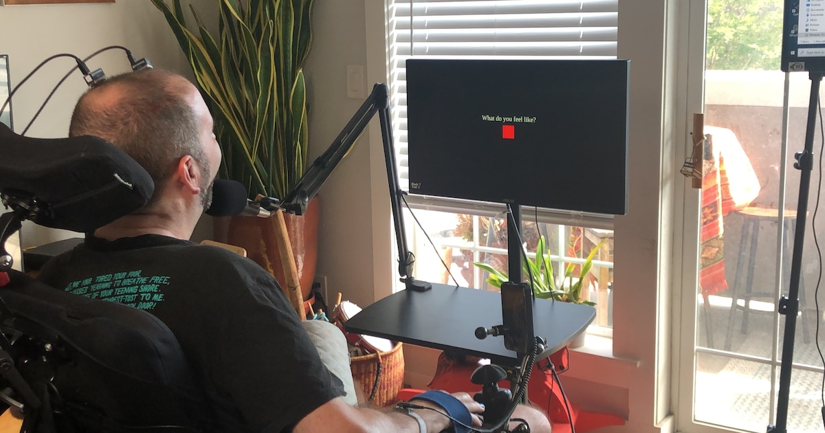 ¡Milagro Tecnológico! Hombre con ELA Recupera la Voz en Tiempo Real Gracias a Innovador Dispositivo