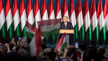 Orbán presenta su lista para
