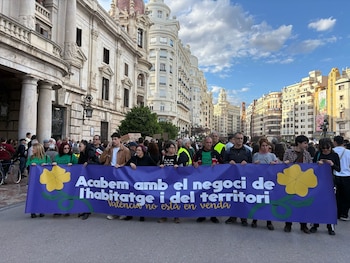 Una manifestación en Valencia exige