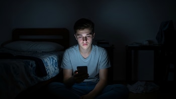 Uno de cada cinco adolescentes se siente solo: por qué las redes sociales no siempre alcanzan para sentirse acompañado