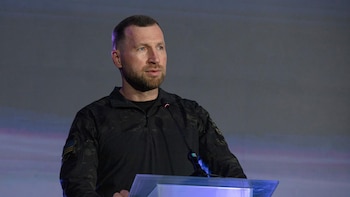 Zelenski nomina al general de las fuerzas de seguridad Yevheni Jmara como nuevo ministro de Defensa