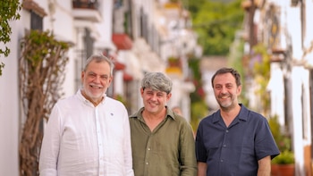 Carmen Mola regresa con 'Los huérfanos': "Si consigues asustar al ser humano lo suficiente, reacciona con violencia"