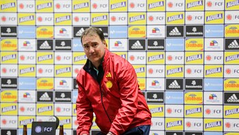 Polémica por convocatoria a la