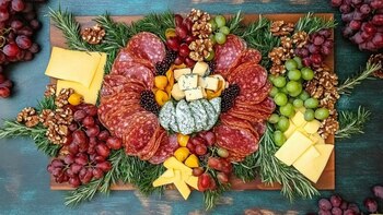 Corona navideña de jamón y