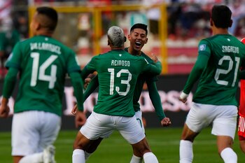 Jair Reinoso, figura de Aurora,