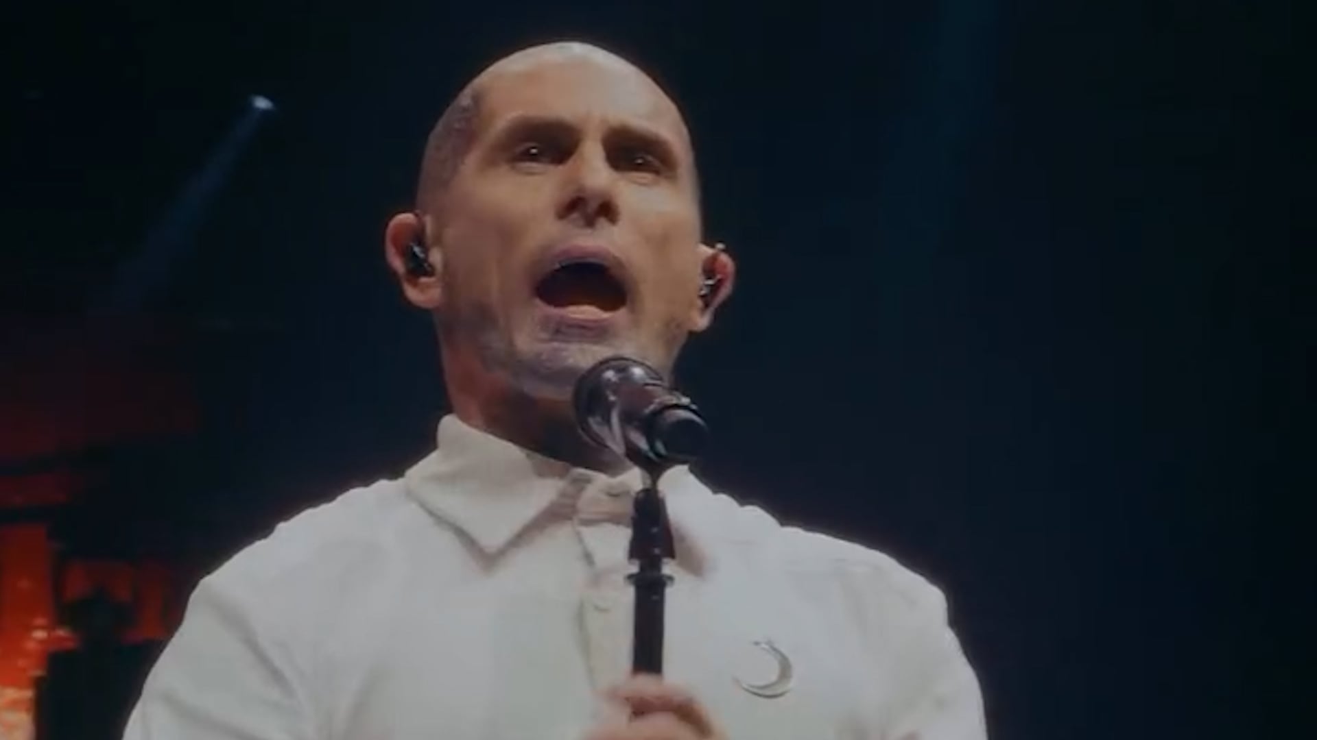 Emanuel Noir fue uno de los invitados del show de Ozuna, que terminó con un agradecimiento al público argentino tras diez años sin presentarse en el país
