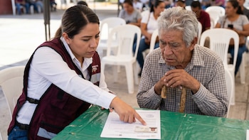 El confuso requisito que te puede dejar fuera de las pensiones del Bienestar 2026