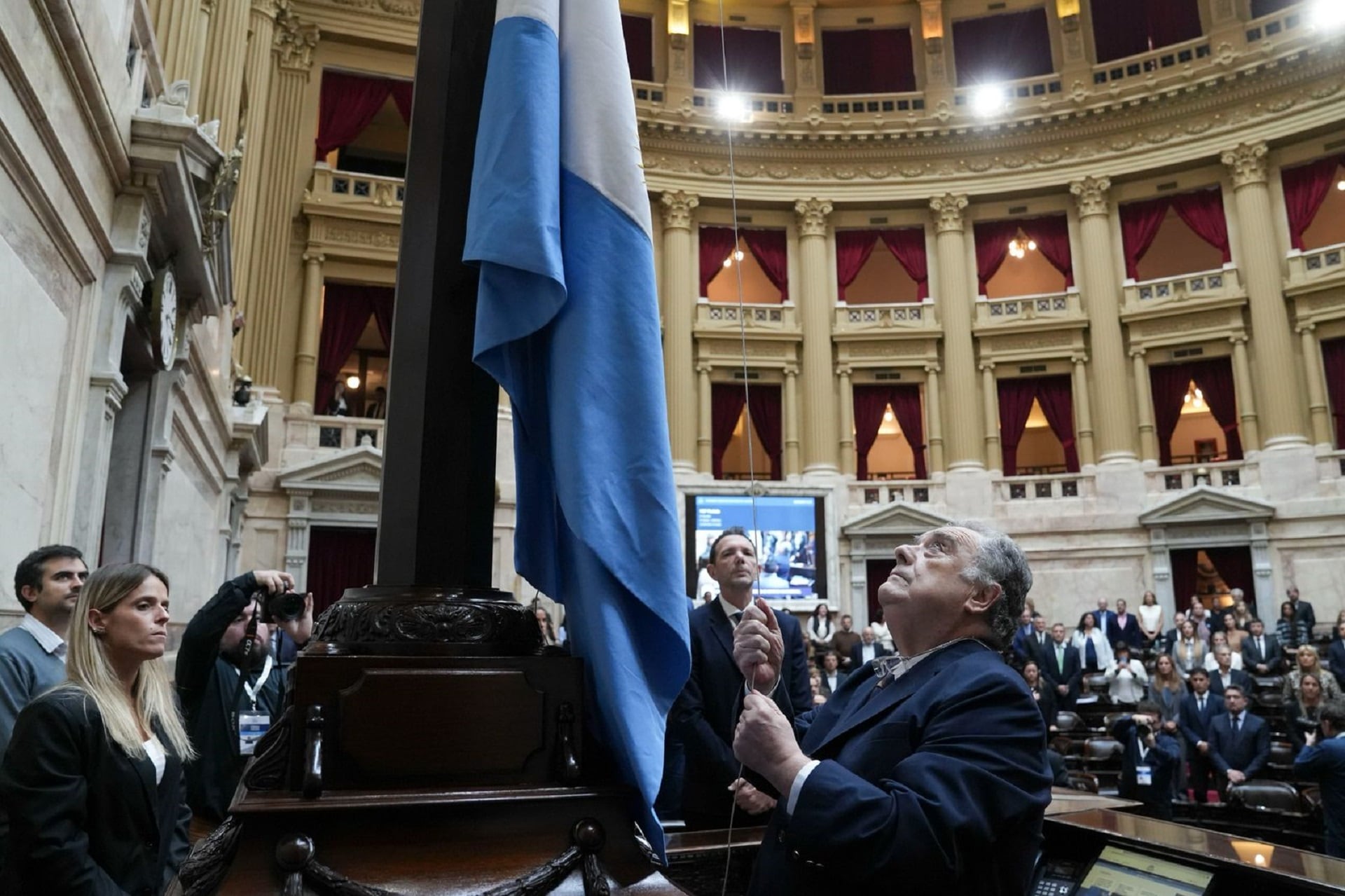 El cuerpo pospuso su actividad