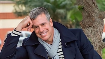 Sin nombres propios, Bayly dejó