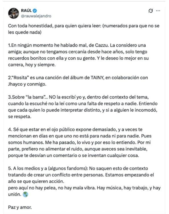 Rauw Alejandro negó haber escrito la polémica frase dirigida a Christian Nodal y afirmó no tener intención de irrespetar ni de generar conflicto