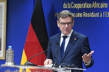 Johann Wadephul, durante una rueda de prensa conjunta con su homólogo marroquí, Nasser Bourita, en Rabat (EFE/Archivo)