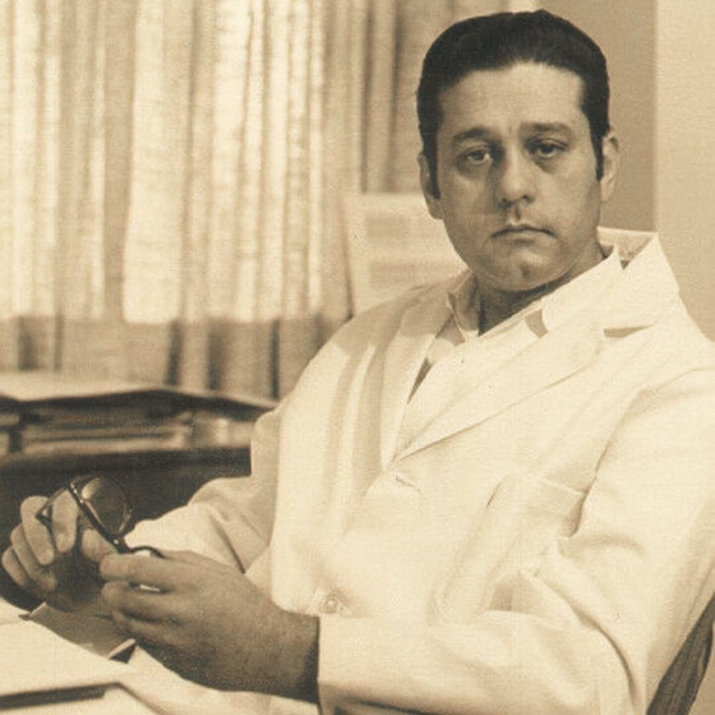 Favaloro destacó la necesidad de concebir la salud como un derecho vinculado a la educación, la justicia social y la equidad, llamando a organizar la cooperación internacional para construir sociedades más justas y solidarias