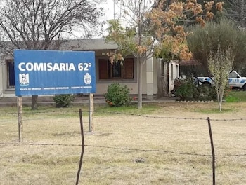Efectivos de la Comisaría 62ª intervinieron tras el hallazgo del hombre sin vida en una vivienda de Cuadro Nacional