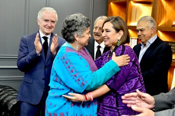 En la carrera por llegar a la presidencia de México, la candidata panista representante de la oposición Xóchitl Gálvez
