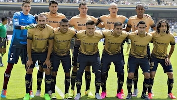 Los Universitarios llegaron a ese torneo como superlíderes y era un equipo demoledor.