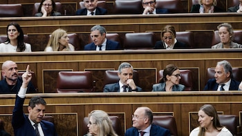 Expulsan del Congreso a una