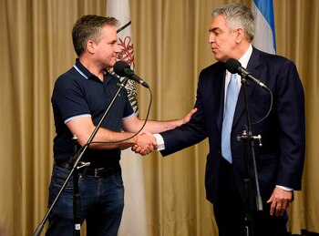 "Cuando me di la mano