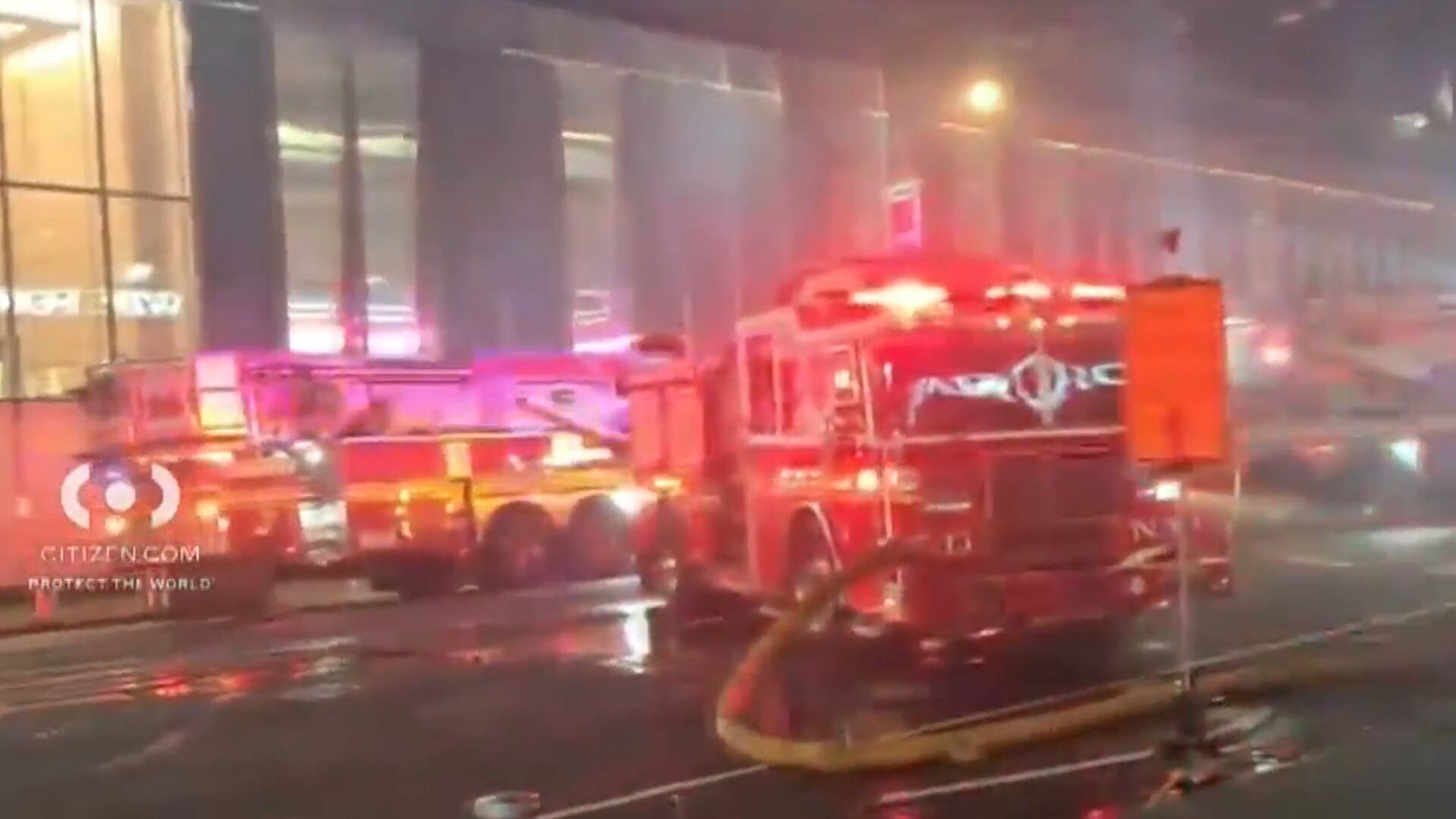 El incendio en un tren de mantenimiento de Amtrak en Penn Station provoca la interrupción de los servicios ferroviarios en Nueva York y Nueva Jersey