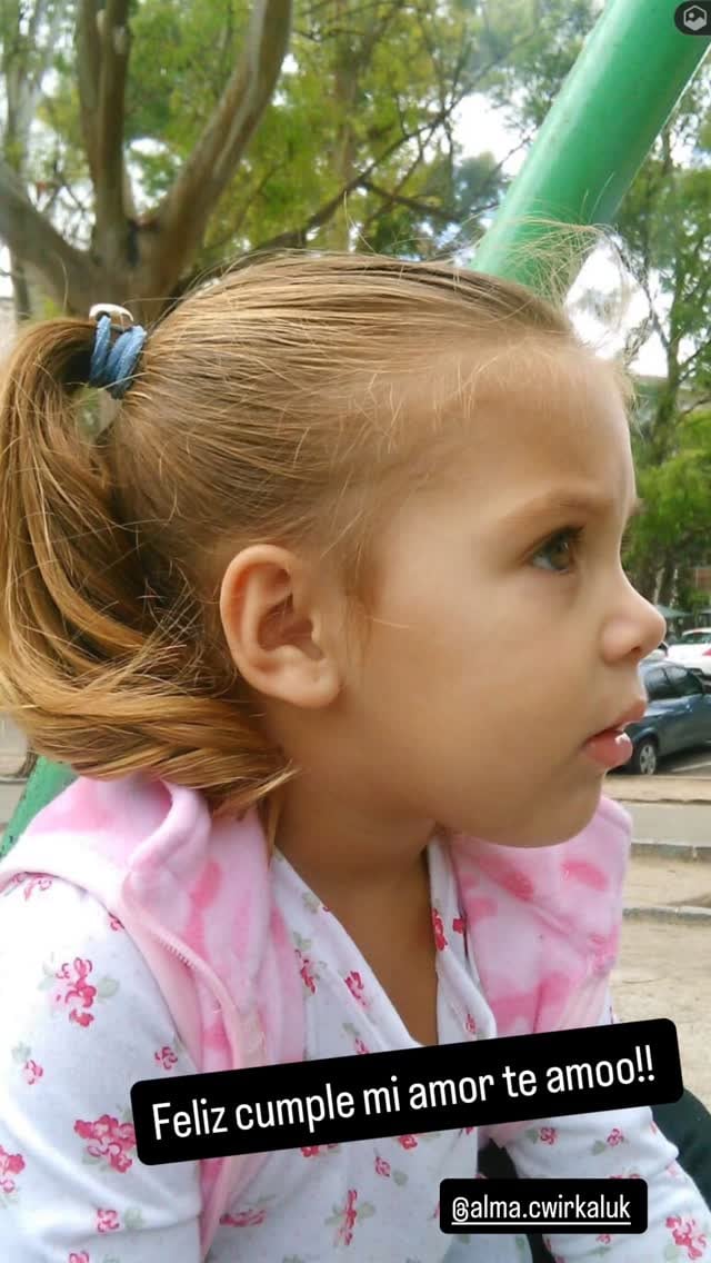 El Polaco compartió una foto de la adolescente de pequeña