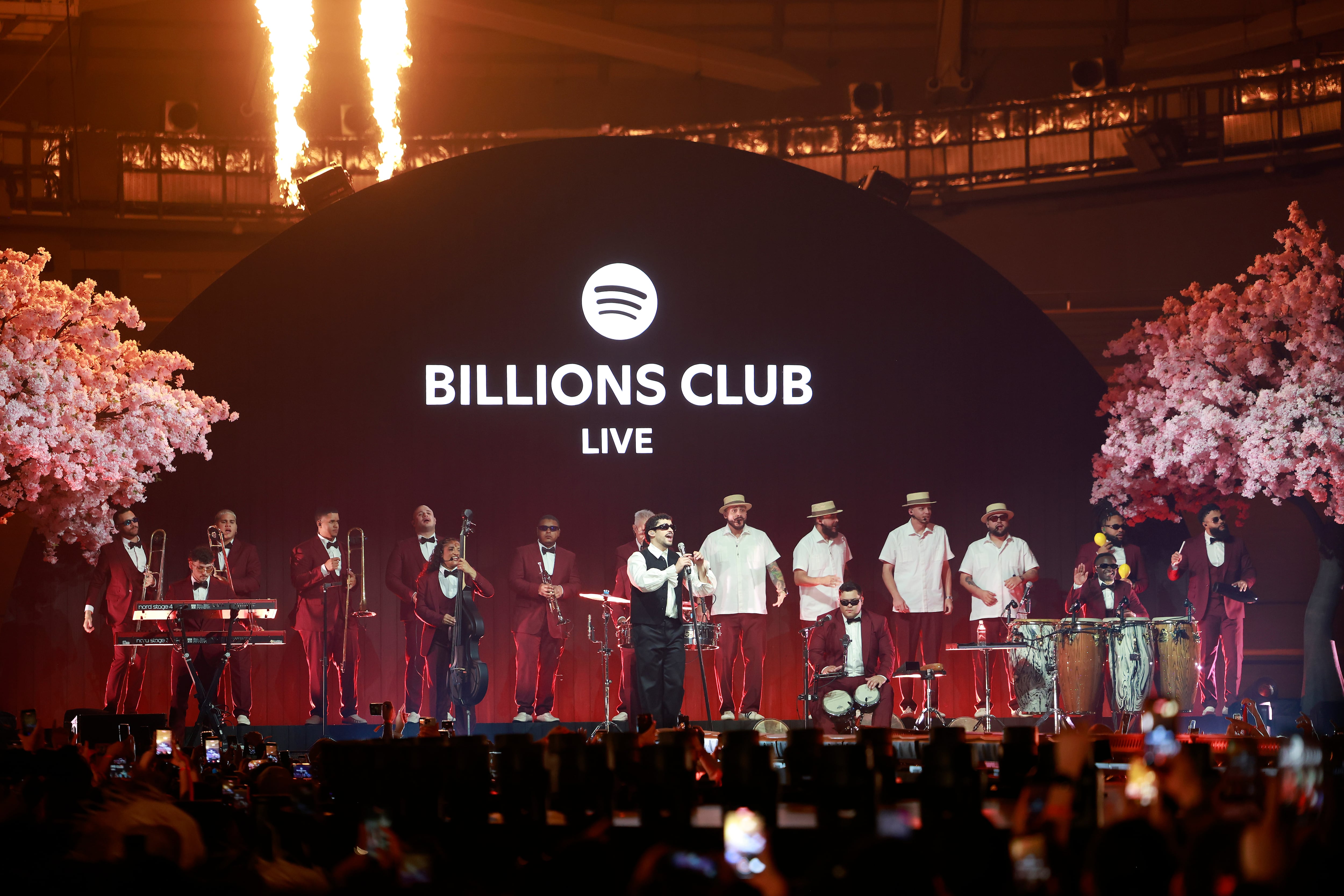 Spotify lanzará la película del concierto de Bad Bunny en Tokio - Infobae