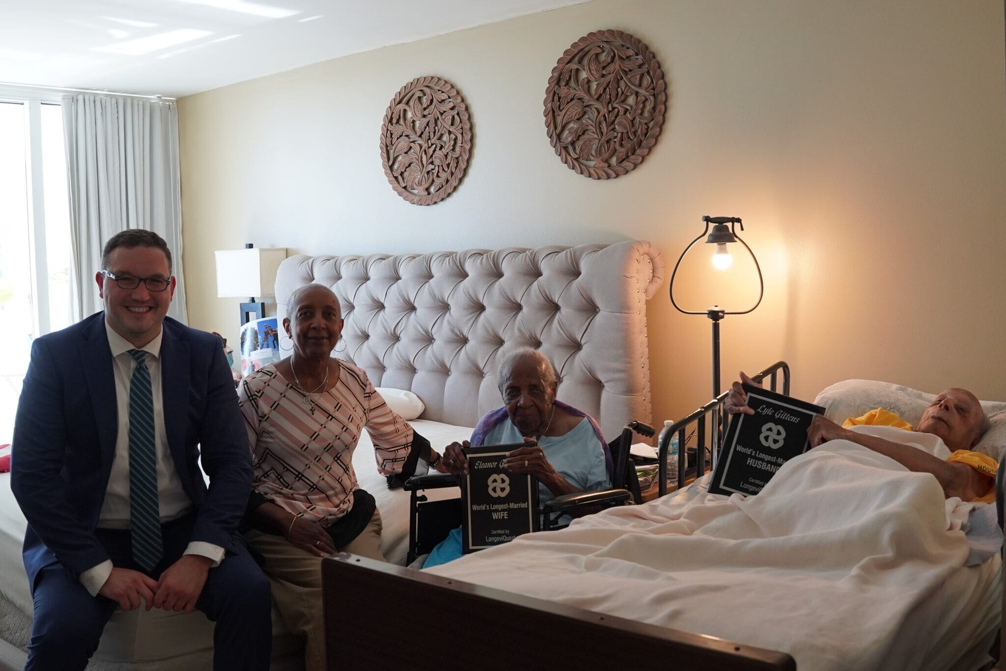 La pareja de Miami celebró 83 años de casados, tras una trayectoria marcada por la superación y el acompañamiento mutuo