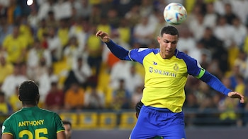 Cristiano Ronaldo empujó a un auxiliar rival tras el empate del Al Nassr