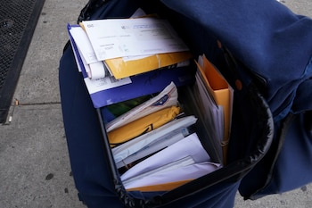 El envío del telegrama colacionado laboral demoró más de cinco días, superando el plazo máximo de 48 horas fijado por el correo. (Foto de archivo: REUTERS/Carlo Allegri)