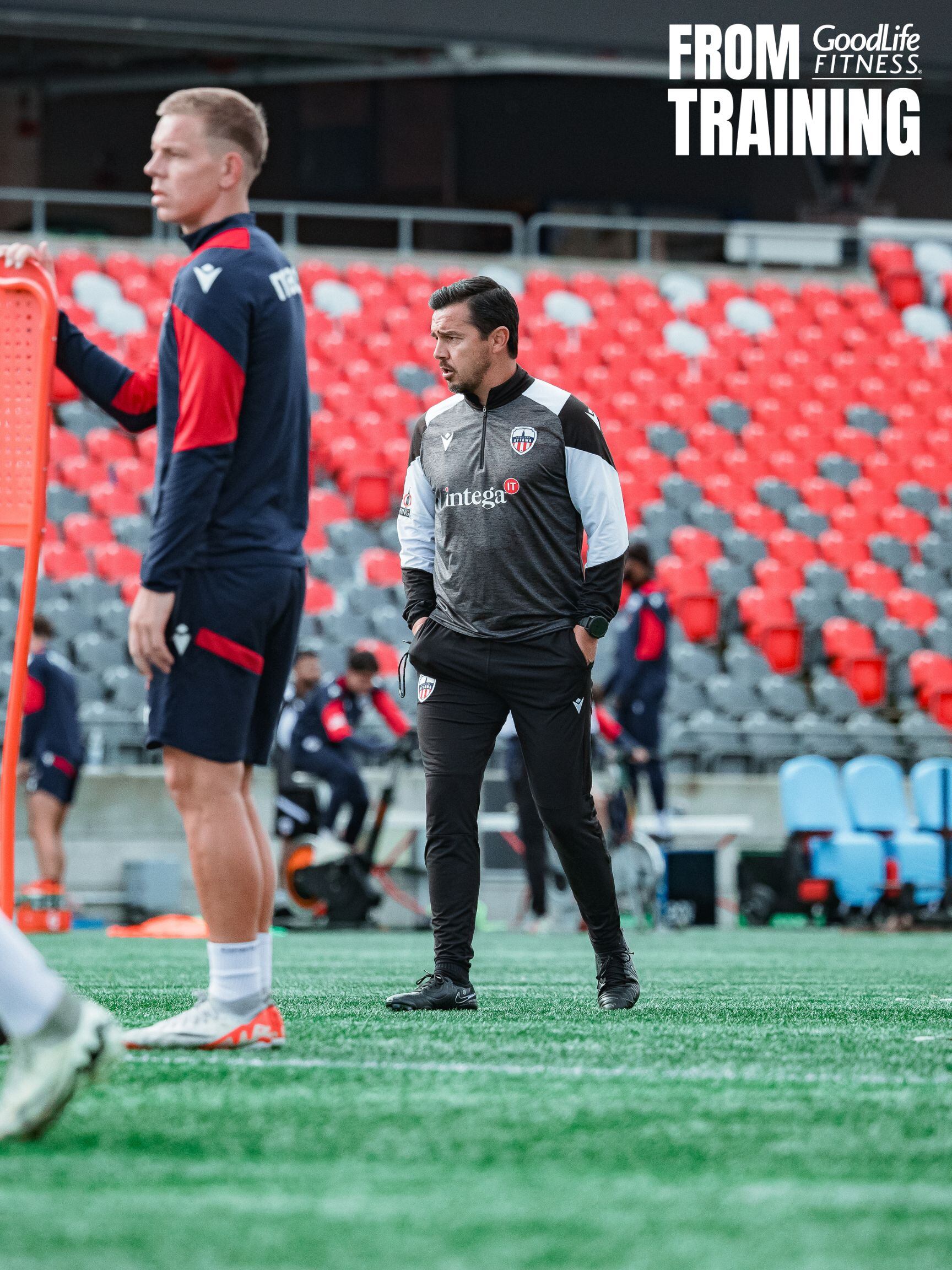 El exfutbolista, ahora entrenador, dirigió 28 partidos en FC Juárez tras una extensa trayectoria en clubes mexicanos y actividades como buscador de talentos en Europa. ( X: @atletiOttawa)