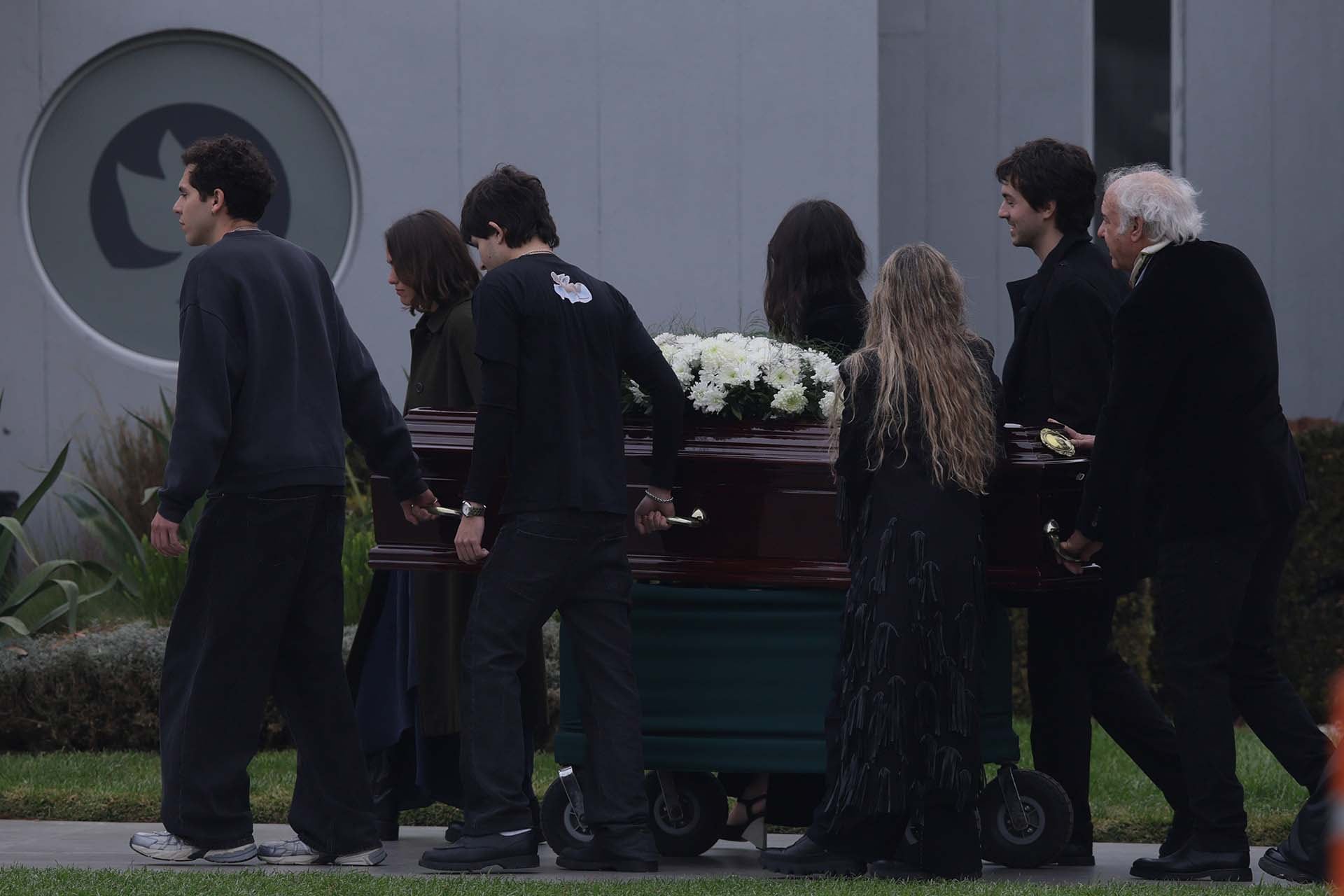 El último adiós a Ramiro Agulla en el cementerio Jardín de Paz