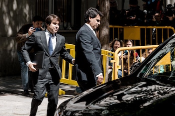 23/05/2025 El novio de la presidenta de la Comunidad de Madrid, Alberto González Amador, comparece ante el Tribunal Supremo (TS), a 23 de mayo de 2025, en Madrid (España). Alberto González Amador comparece por la querella que presentó contra el fiscal general del Estado, Álvaro García Ortiz, por las presuntas filtraciones en su contra, en la que se espera que sea una de las últimas diligencias de esta causa.
POLITICA
Carlos Luján - Europa Press