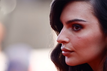 Tras la separación, Ratajkowski dijo que atravesó una etapa de encuentros casuales hasta que decidió frenarla porque estaba enfocada en amar y cuidar a su hijo (REUTERS/Yara Nardi)