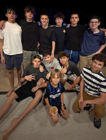 Los amigos y el sobrino