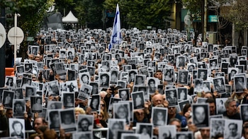 Acto en conmemoración por el 32° aniversario del atentado a la AMIA